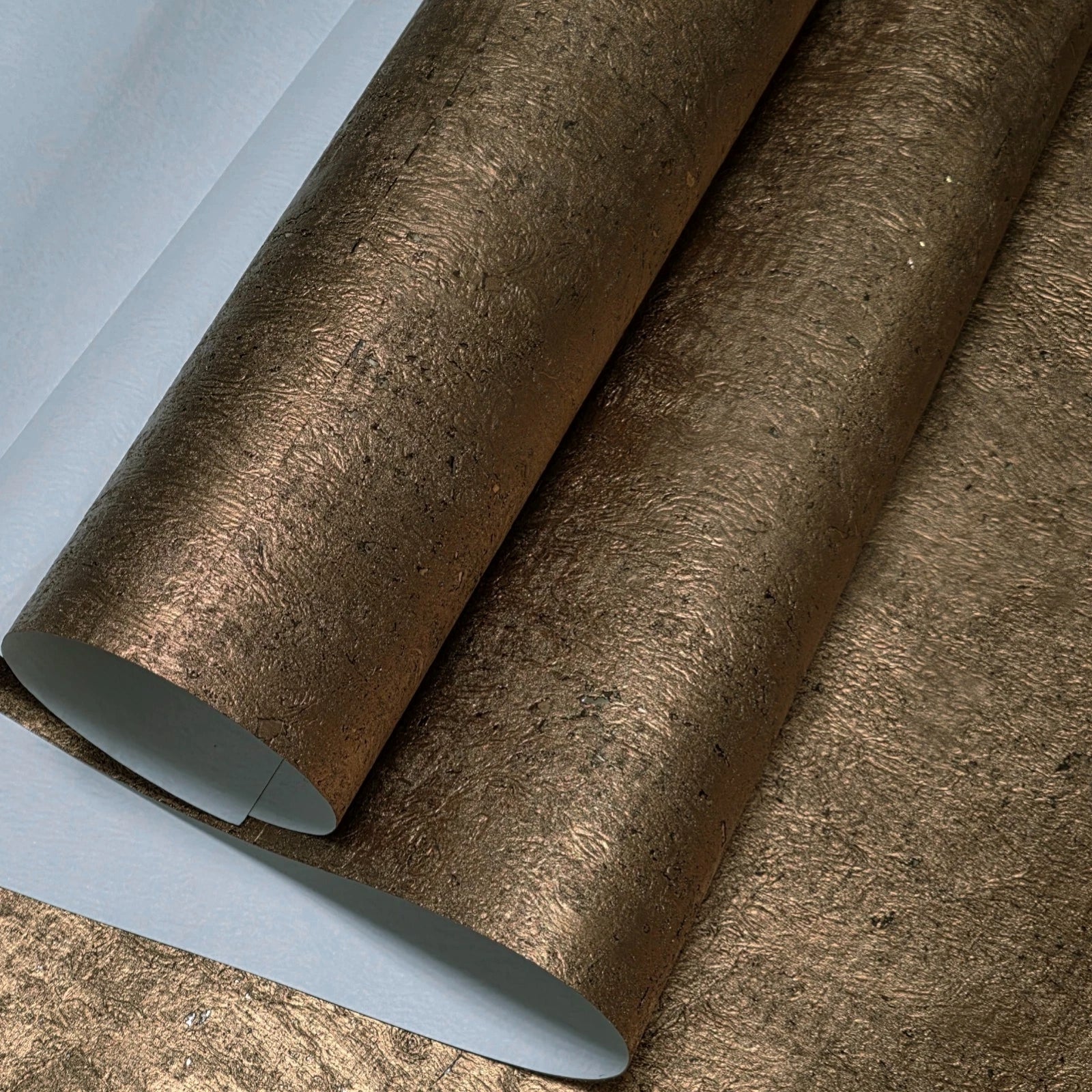 WM038KCG Real Natural cork organic Brass metallic black textured contemporary Wallpaper - Image 5